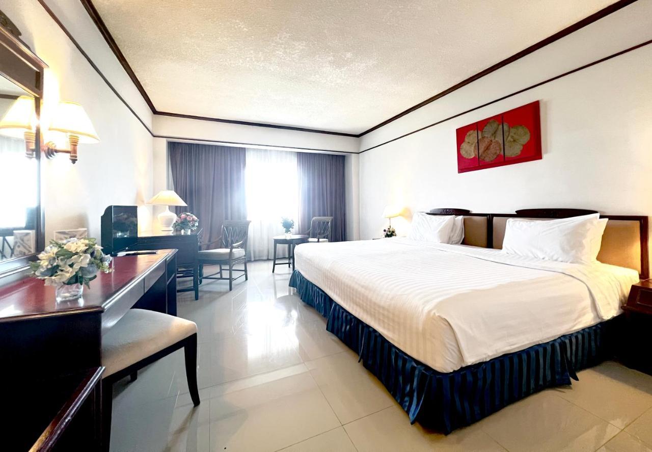 Mercure Chiang Mai Exterior photo