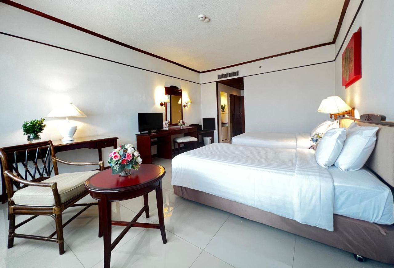 Mercure Chiang Mai Exterior photo